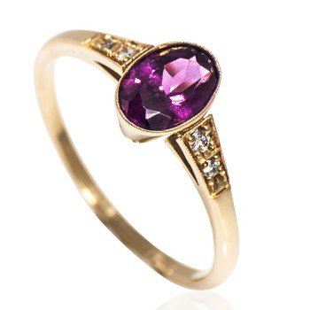 pierścionek z różowo fioletowym turmalinem